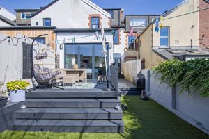 Photo 30- click for photo gallery